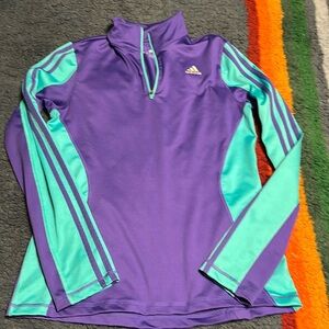 Adidas climate sweatshirt with quarter zip women’s small 8-10